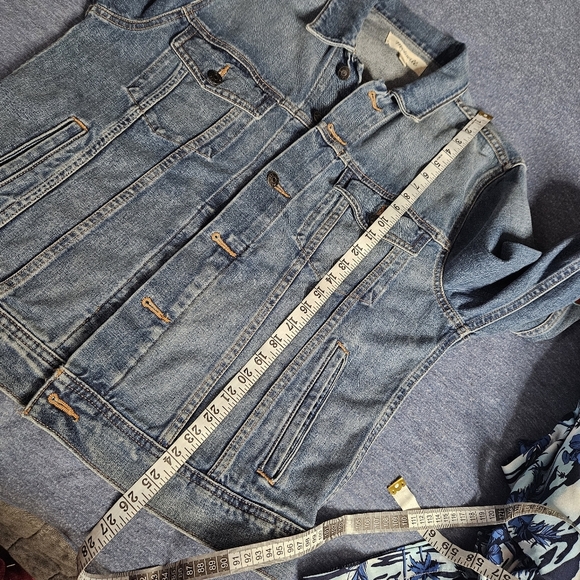 Madewell Blue Denim Medium Wash Trucker Jacket With Painted Flames Size Medium - Picture 8 of 10